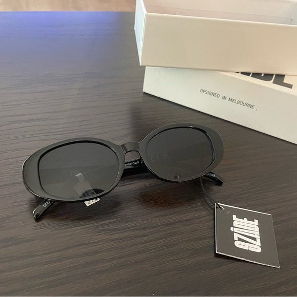 🕶️✨Szade Downtown Sunglasses ✨🕶️ - Picture 7 of 13